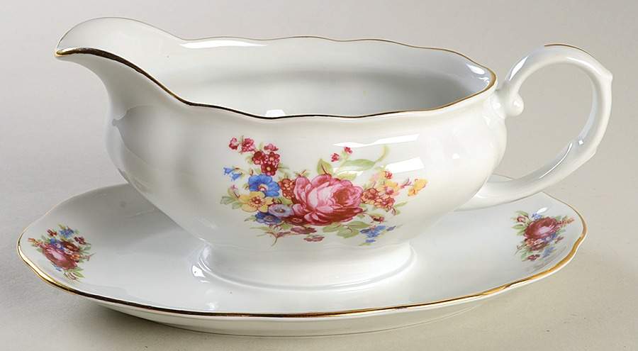Sophia (Poland) Gravy Boat with Attached Underplate by Embassy (Poland)-1