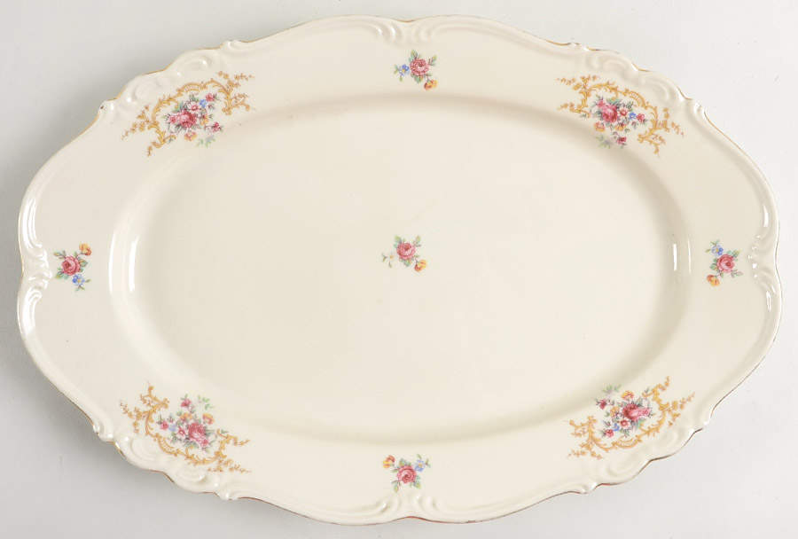 Christine (Scalloped) 13" Oval Serving Platter by Edelstein-1