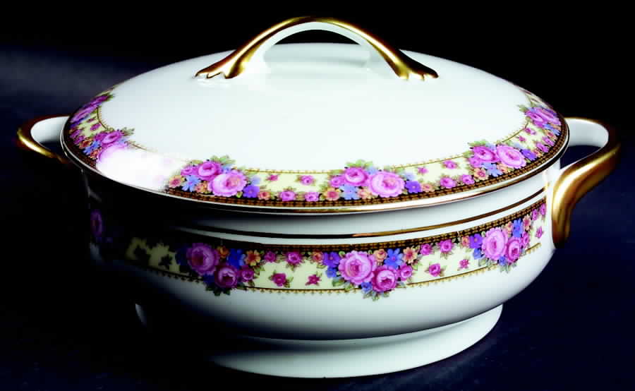 2471 Round Covered Vegetable by Edelstein-1
