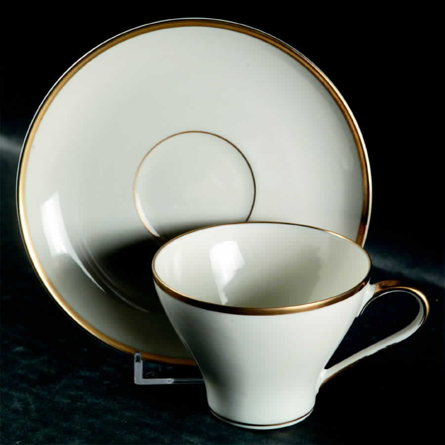 7540 (Coupe Shape) Flat Cup & Saucer Set by Edelstein-1