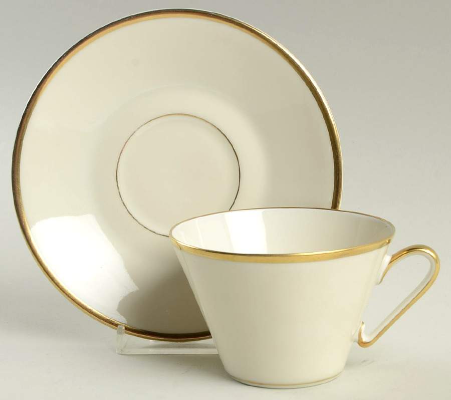7540 (Coupe Shape) Flat Cup & Saucer Set by Edelstein-1