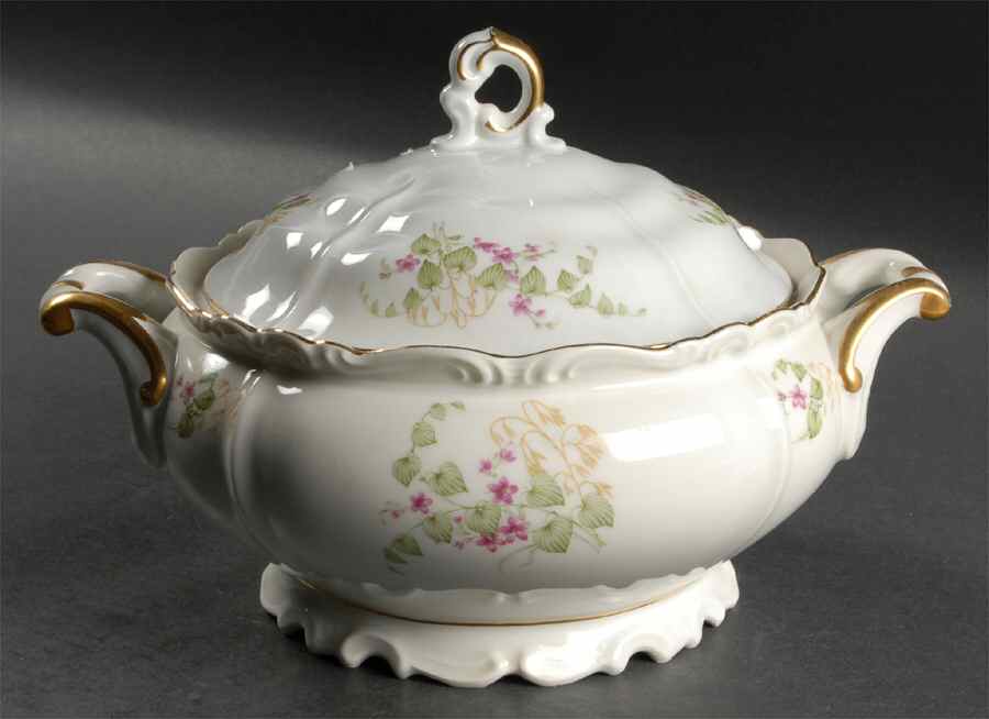 Bianca Round Covered Vegetable by Edelstein-1