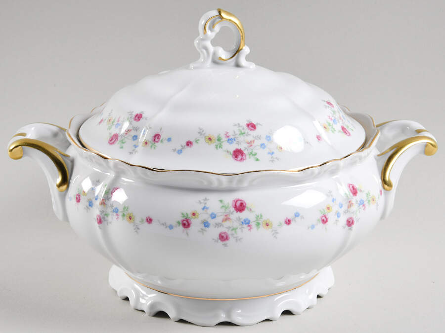 Brighton Round Covered Vegetable by Edelstein-1