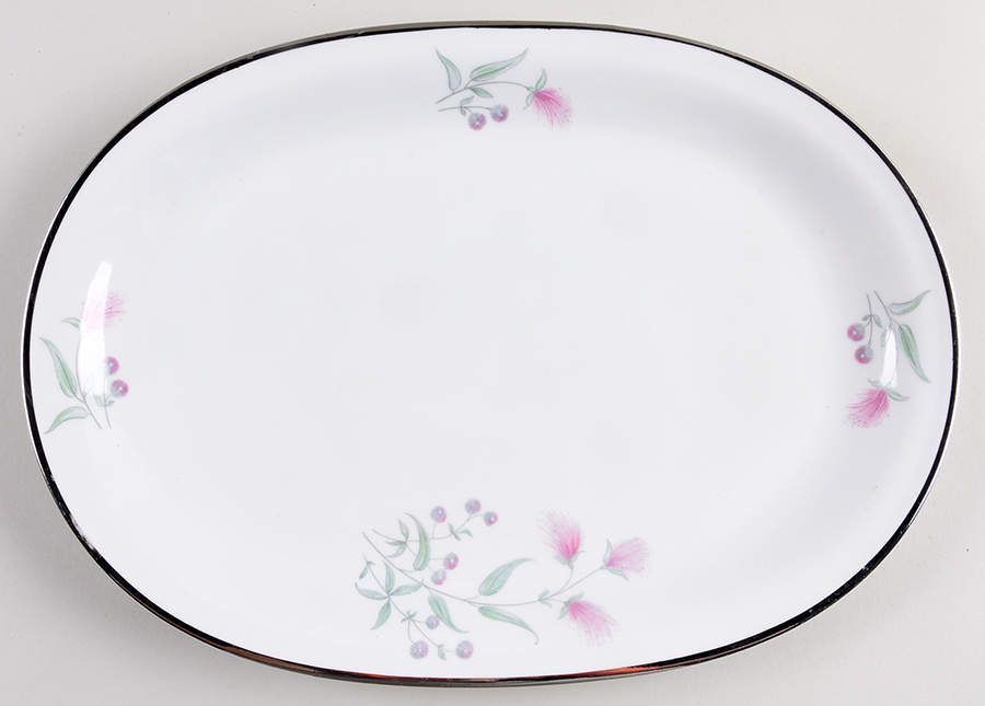 Carlisle 13" Oval Serving Platter by Edelstein-1