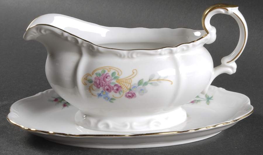 Cordoba Gravy Boat with Attached Underplate by Edelstein-1