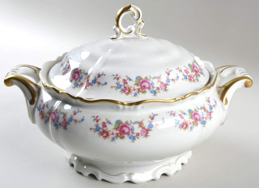 Cordelia Round Covered Vegetable by Edelstein-1