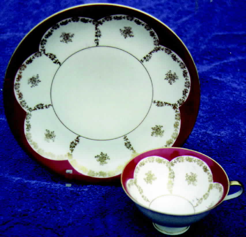 EDE3 Footed Cup & Saucer Set by Edelstein-1