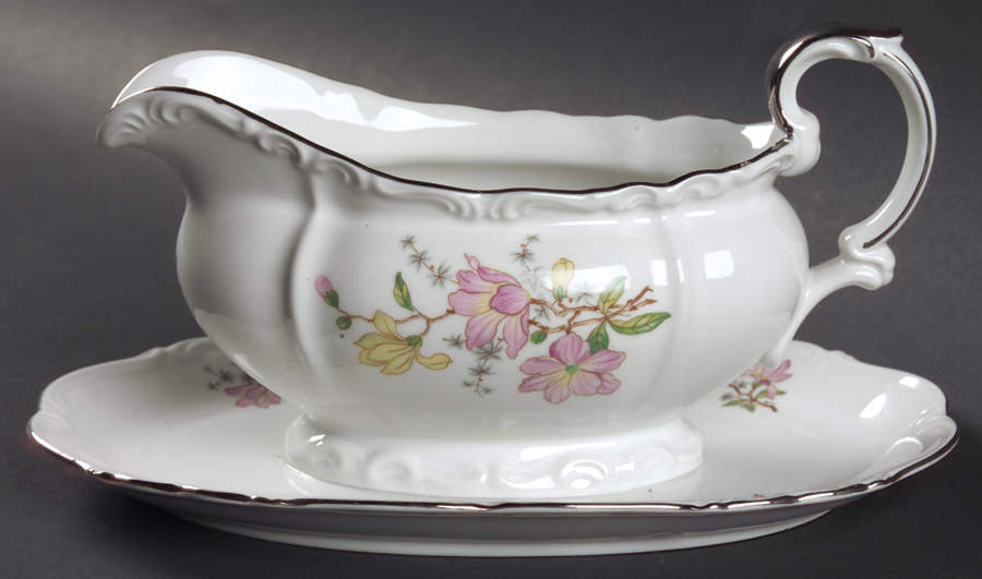 Eureka Gravy Boat with Attached Underplate by Edelstein-1