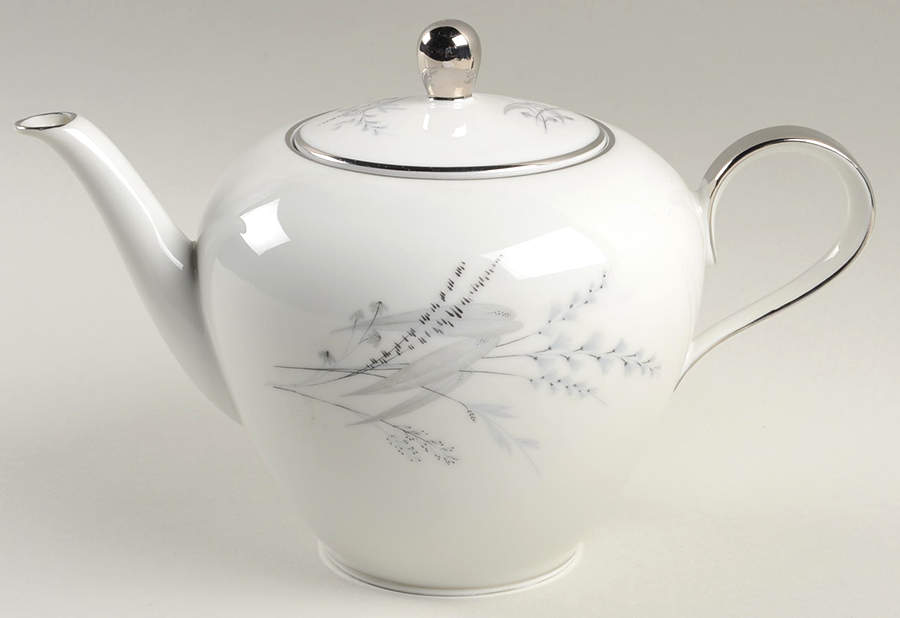 Fairfield Teapot & Lid by Edelstein-1