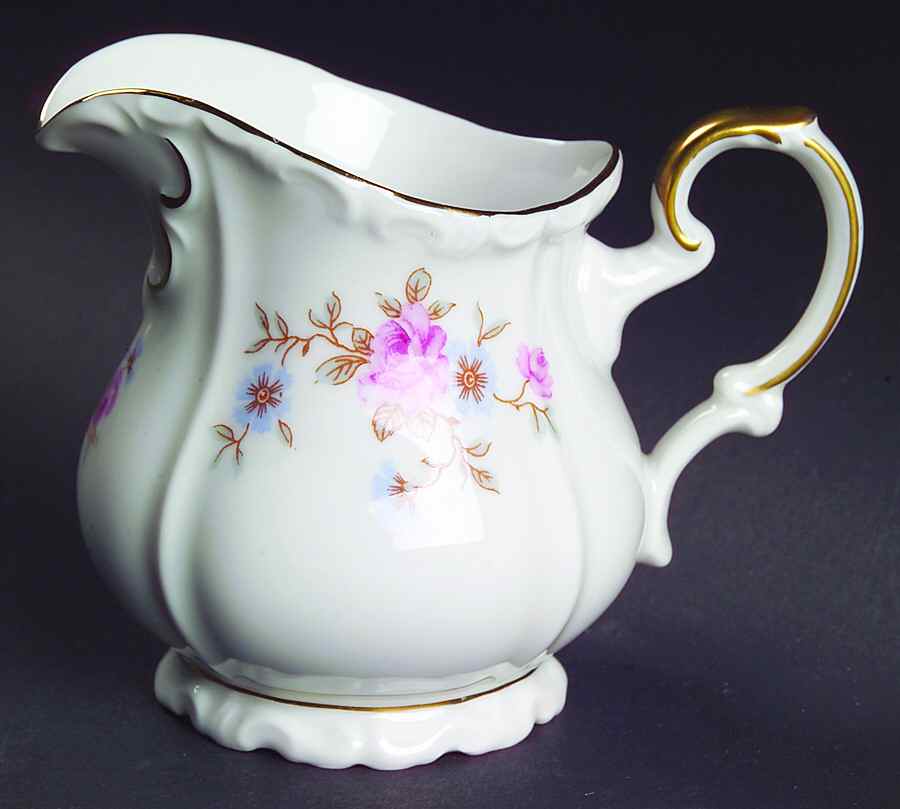 Gacfield Creamer by Edelstein-1