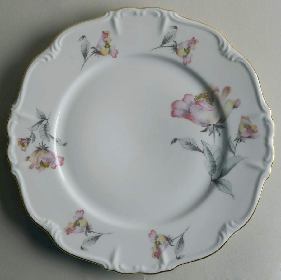 Irish Rose Dinner Plate by Edelstein-1
