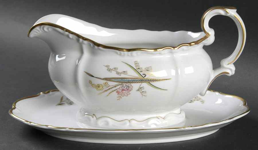 Lacacno Gravy Boat with Attached Underplate by Edelstein-1