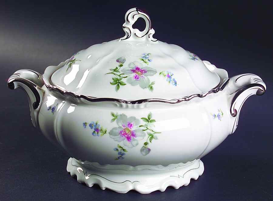 Lynn Round Covered Vegetable by Edelstein-1