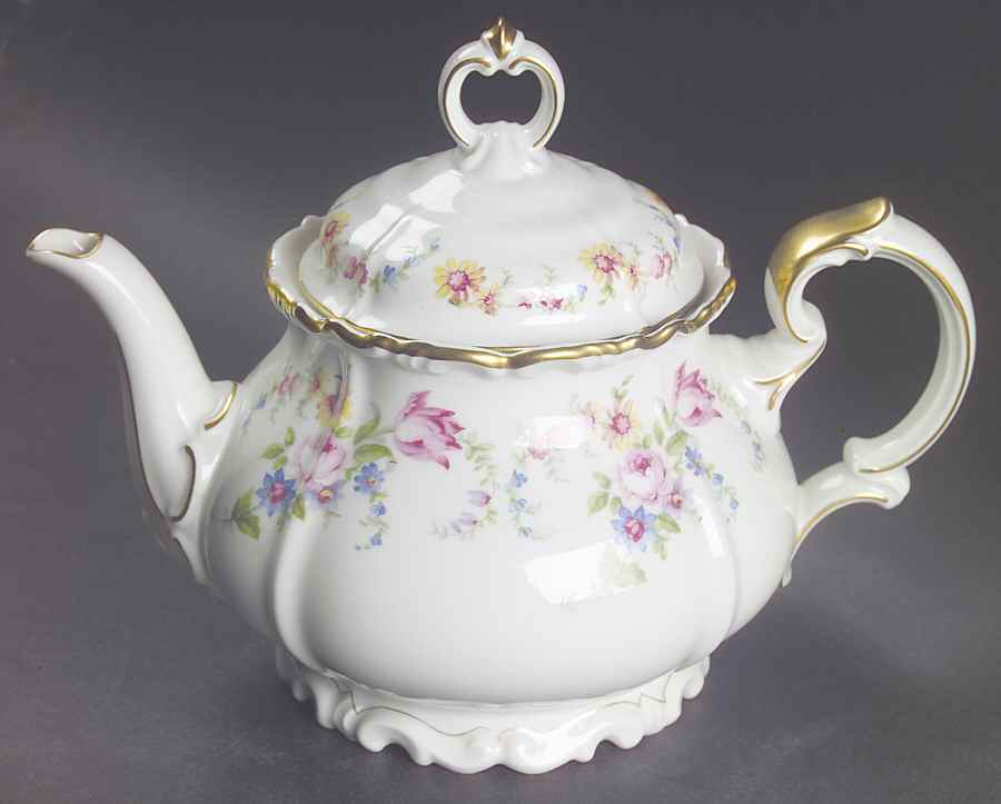 Margareta Teapot & Lid by Edelstein-1