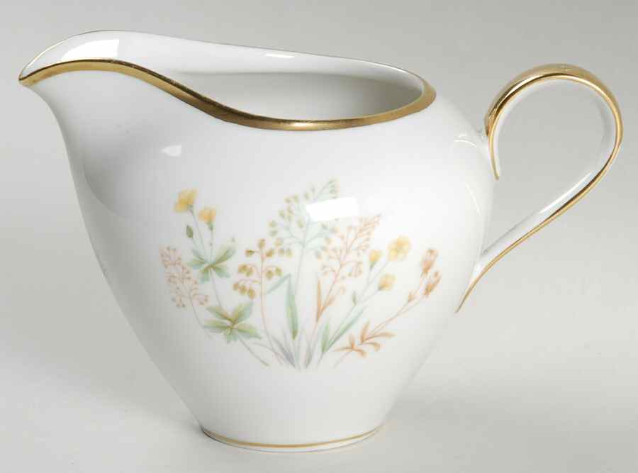Mayflower Creamer by Edelstein-1