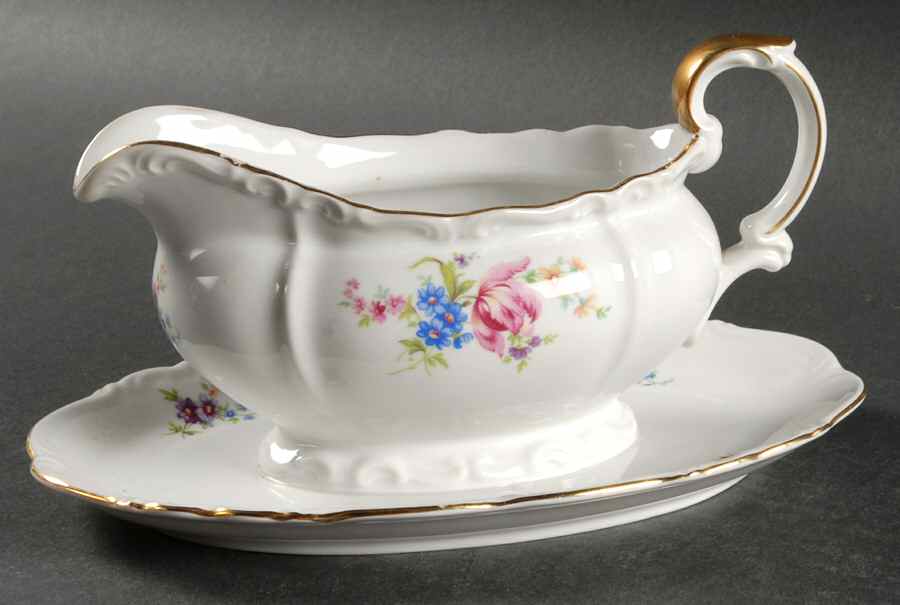 Meissen Floral Gravy Boat with Attached Underplate by Edelstein-1