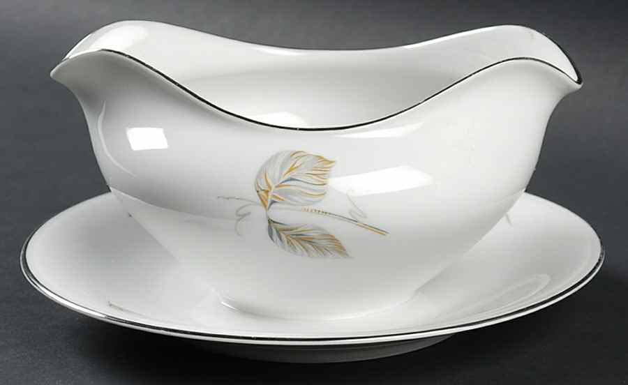 Normandy Gravy Boat with Attached Underplate by Edelstein-1
