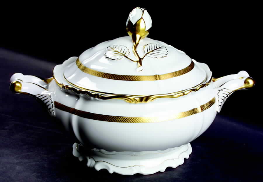 Oxford Round Covered Vegetable by Edelstein-1