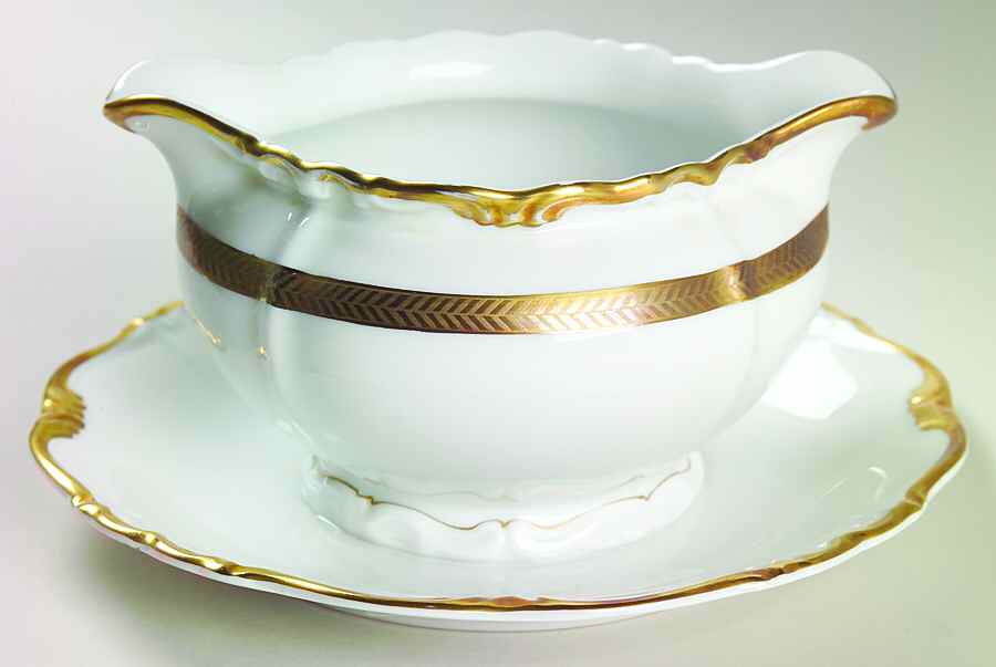 Oxford Gravy Boat with Attached Underplate by Edelstein-1