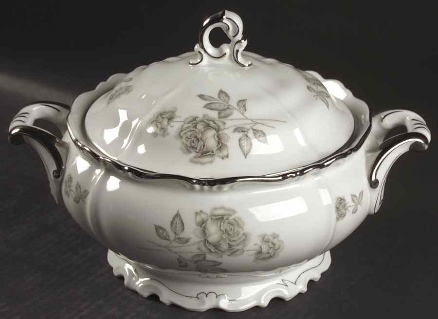 Primrose Round Covered Vegetable by Edelstein-1