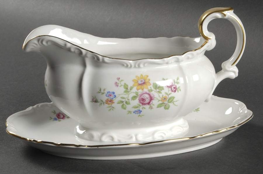 Queen's Rose (Whitebckgd) Gravy Boat with Attached Underplate by Edelstein-1