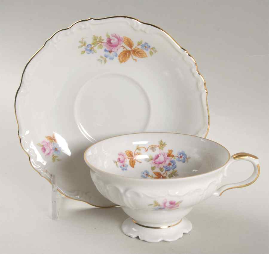 Silvia Footed Cup & Saucer Set by Edelstein-1