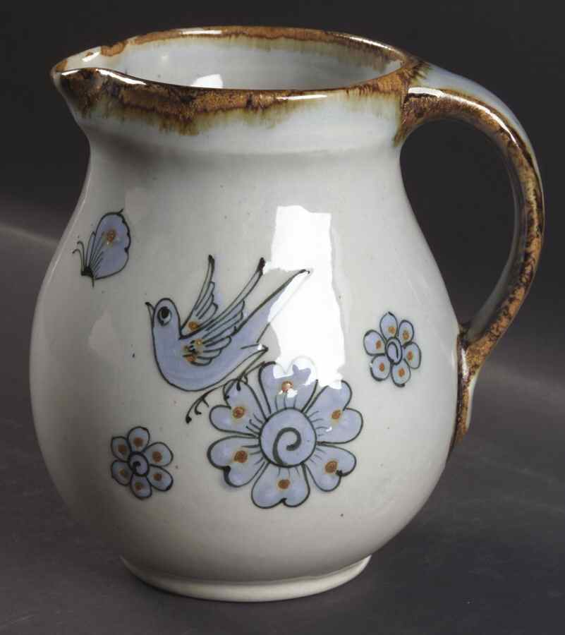 El Palomar Blue 42 Oz Pitcher by Ken Edwards Pottery-1