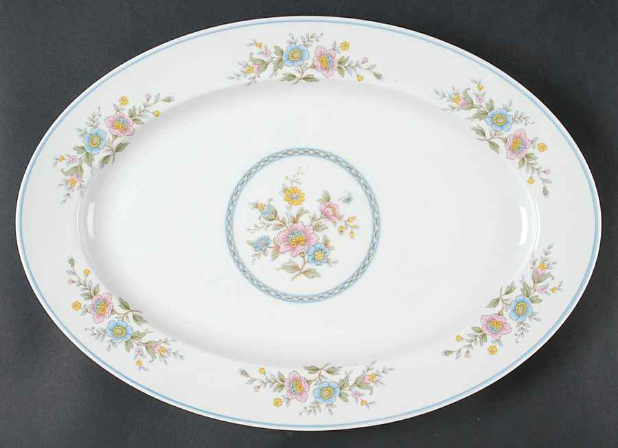Lugano 16" Oval Serving Platter by Ekco-1