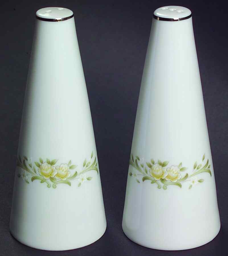 Milancia Salt & Pepper Set by Ekco-1