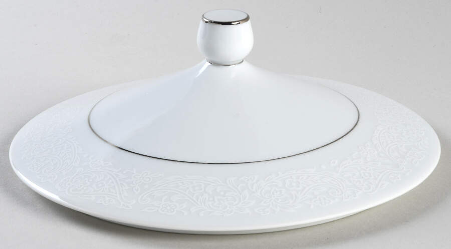 Monique Lace Lid for Round Vegetable by Ekco-1