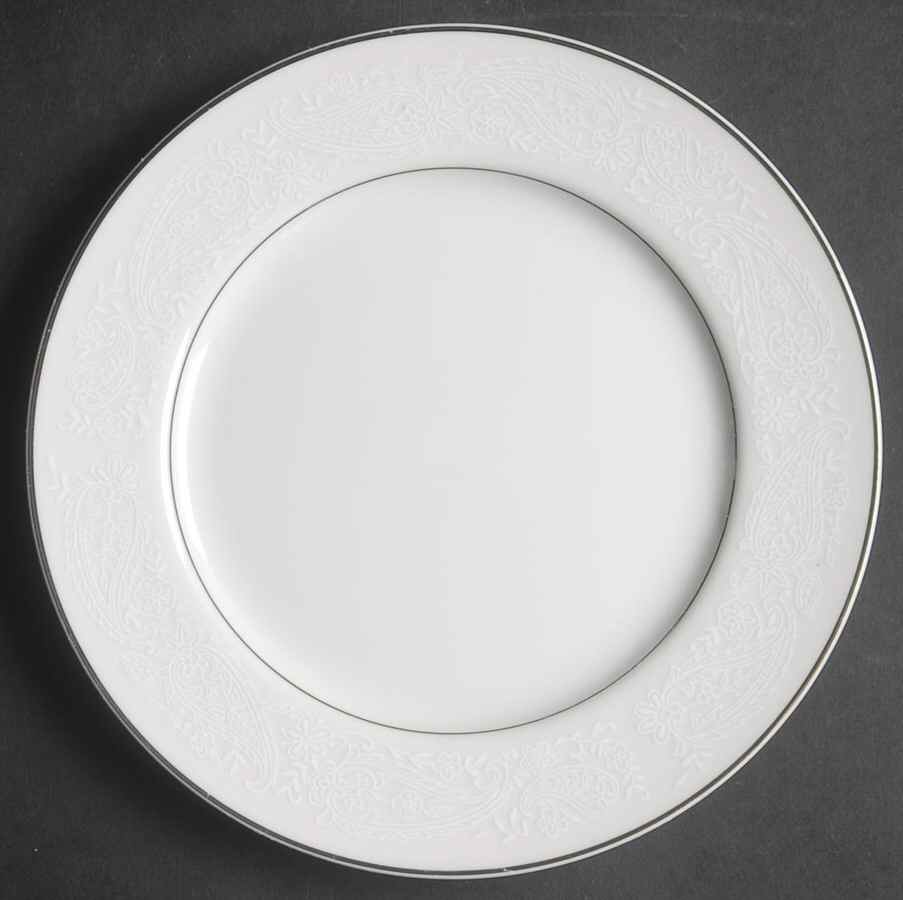 Monique Lace Bread & Butter Plate by Ekco-1
