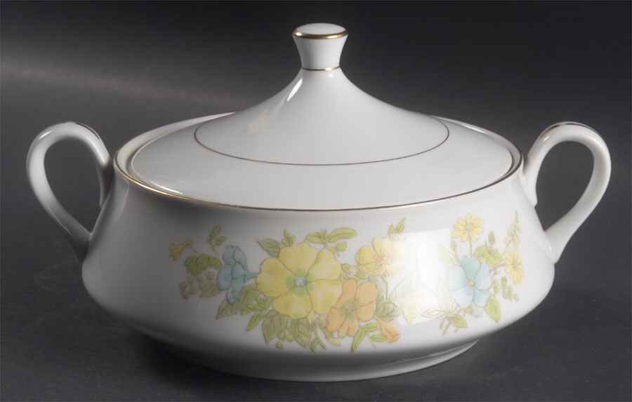 Spring Bouquet Round Covered Vegetable by Ekco-1