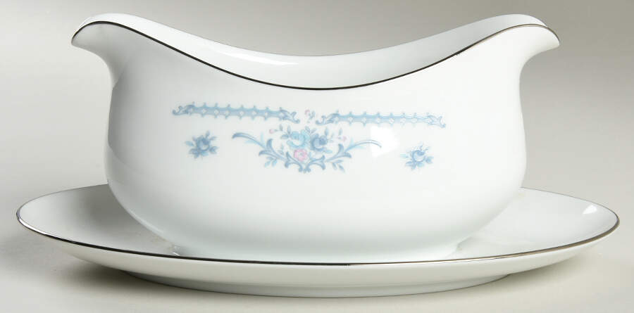 Winsford Gravy Boat with Attached Underplate by Ekco-1