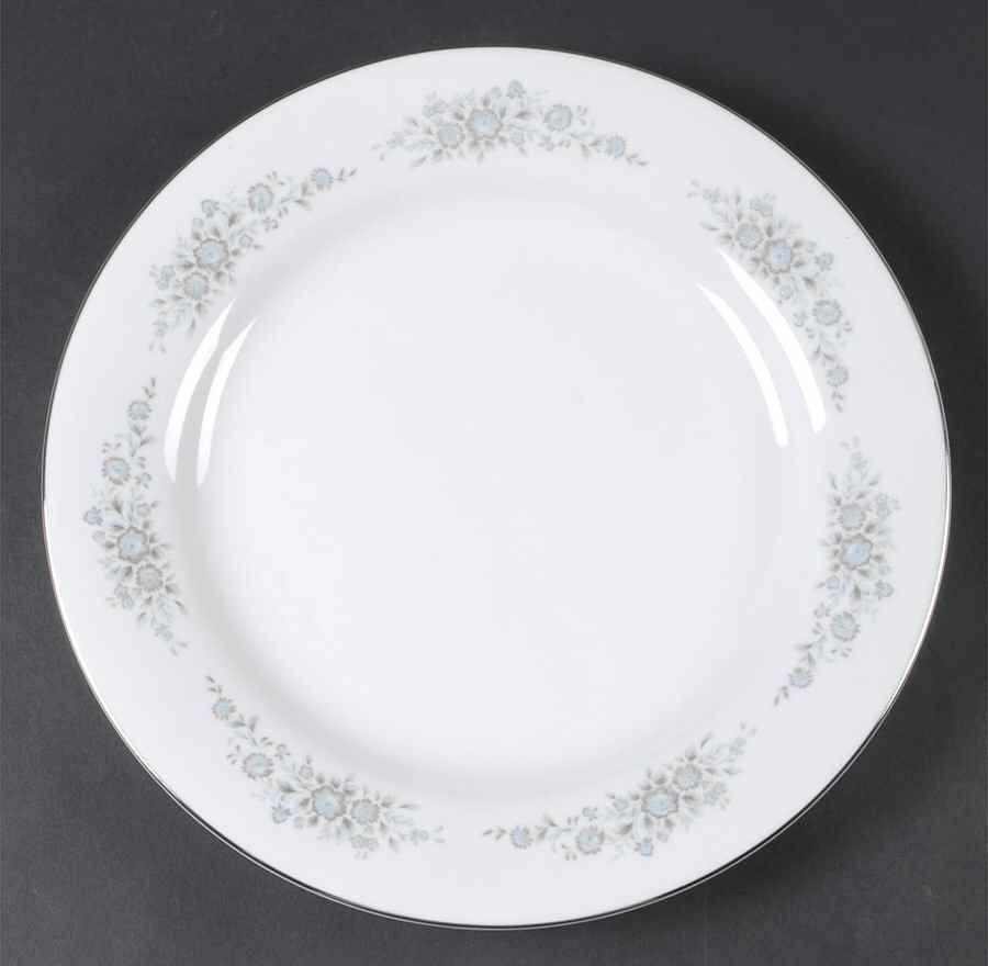 Winsford 12" Chop Plate (Round Platter) by Ekco-1