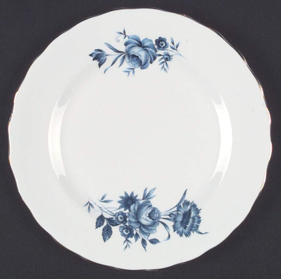 2692 Salad Plate by Elizabethan-1