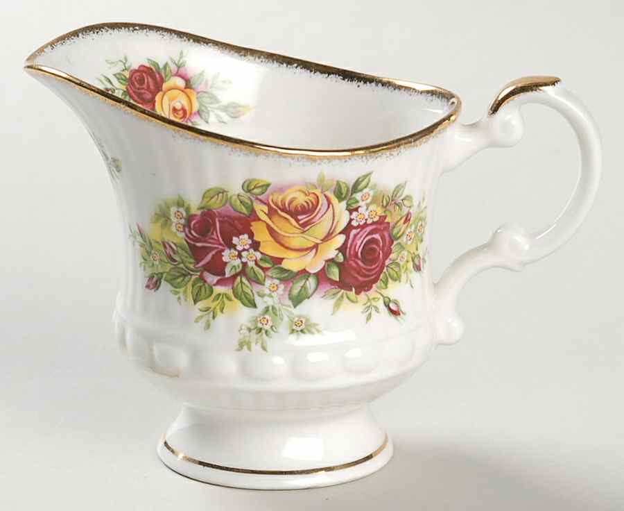 English Garden Mini Creamer by Elizabethan-1