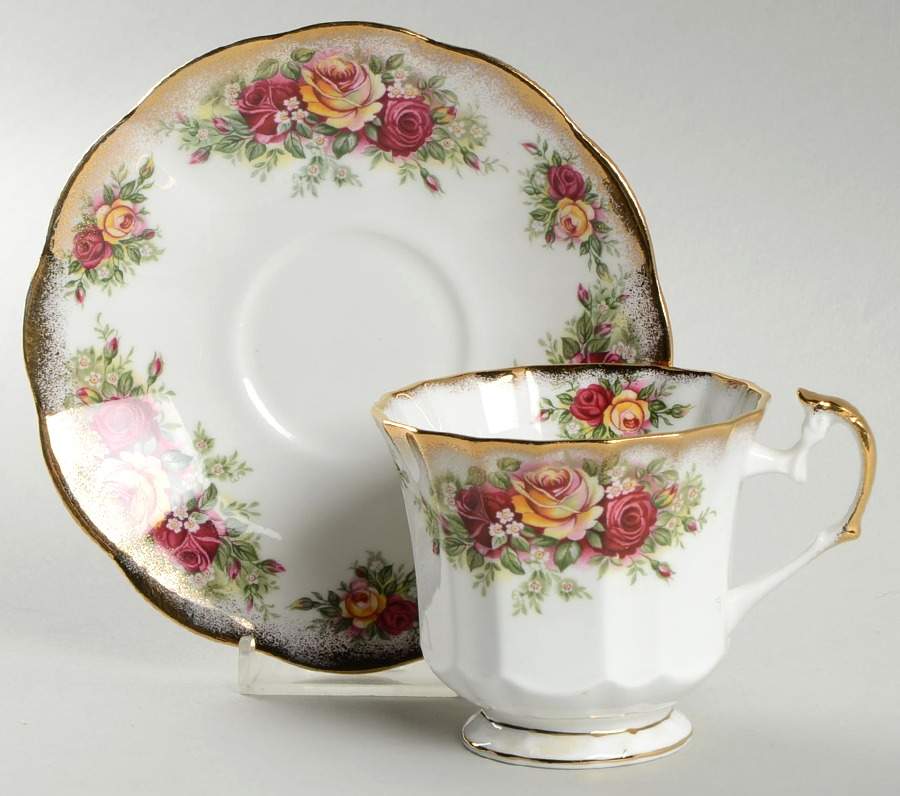 English Garden Footed Cup & Saucer Set by Elizabethan-1
