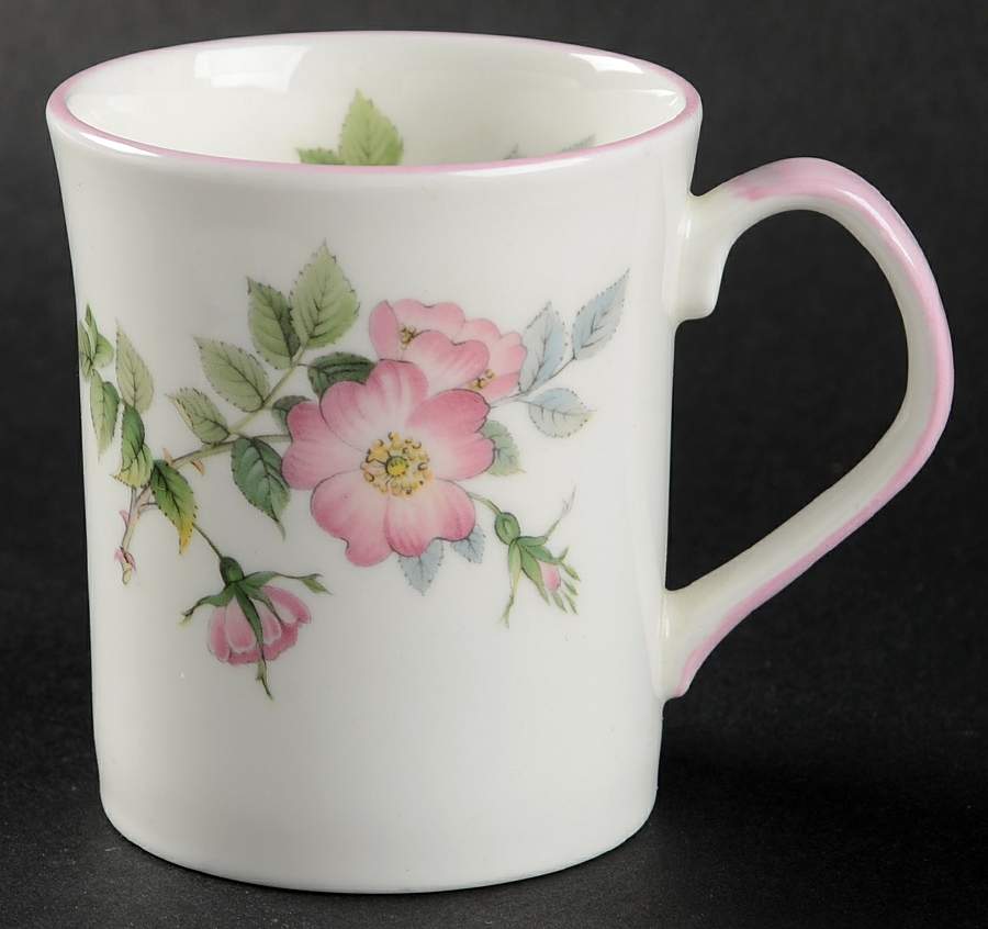 Hedgerow Flat Cup by Elizabethan-1
