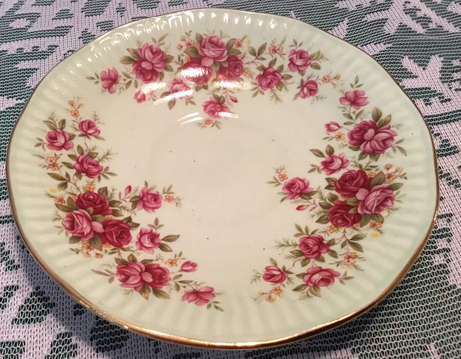 Queens Rose Saucer by Elizabethan-1