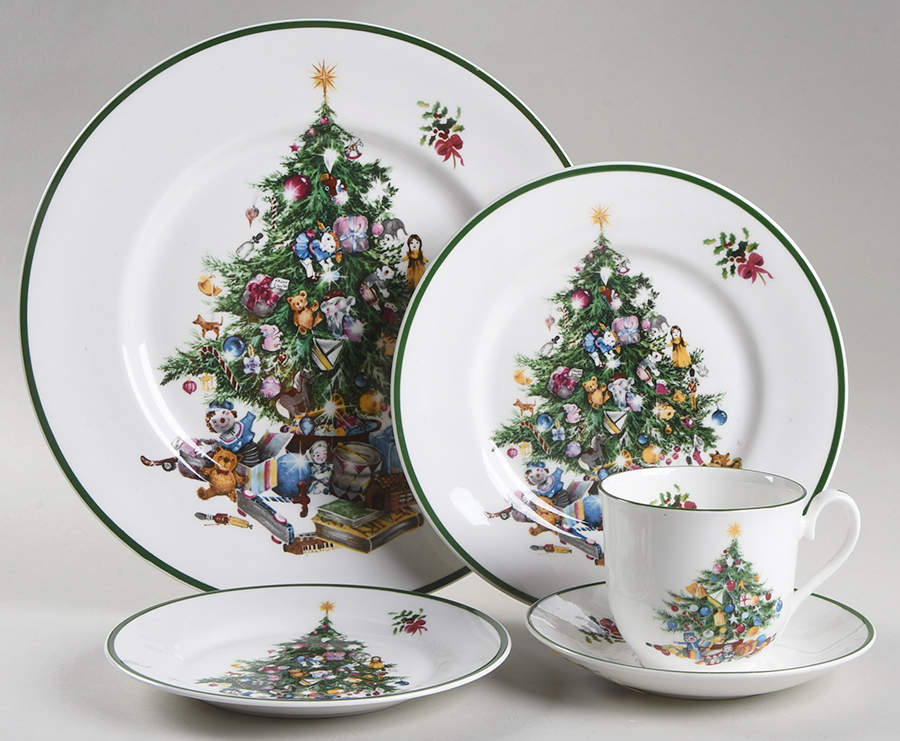 Seasons Greetings 5 Piece Place Setting by Elizabethan-1