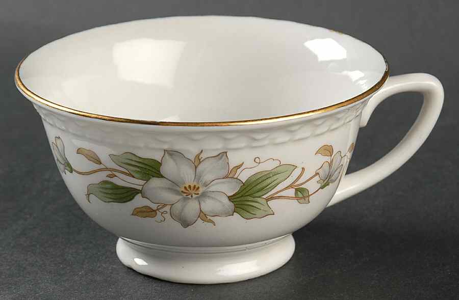 Dogwood Footed Cup by Embassy (American)-1