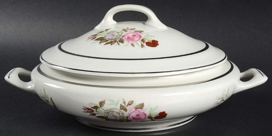 EMB10 (AMERICAN) Round Covered Vegetable by Embassy (American)-1