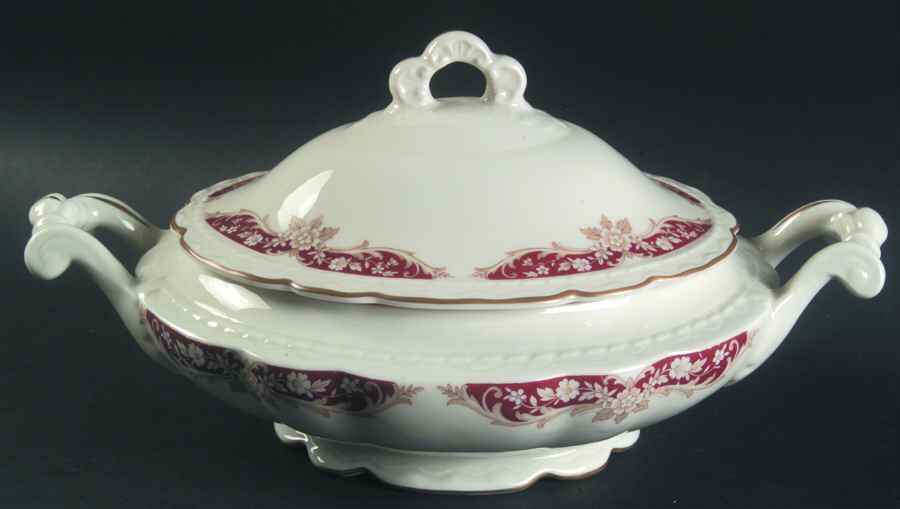 EMB20 (AMERICAN) Oval Covered Vegetable by Embassy (American)-1