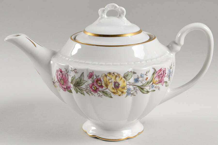 EMB42 Teapot & Lid by Embassy (American)-1