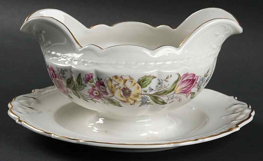 EMB42 Gravy Boat with Attached Underplate by Embassy (American)-1
