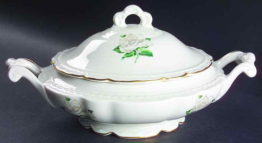 EMB5 Oval Covered Vegetable by Embassy (American)-1
