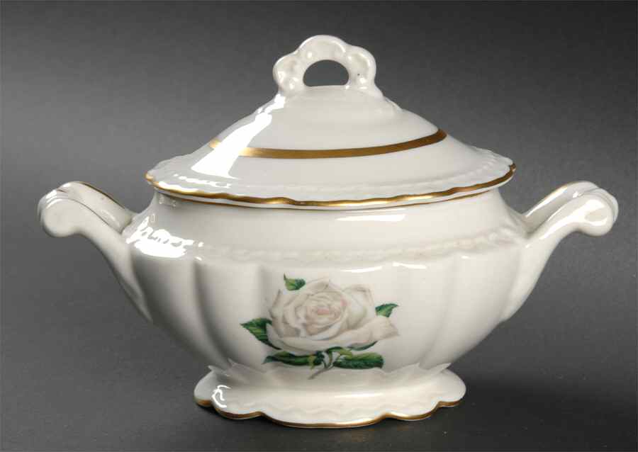 EMB5 Sugar Bowl & Lid by Embassy (American)-1