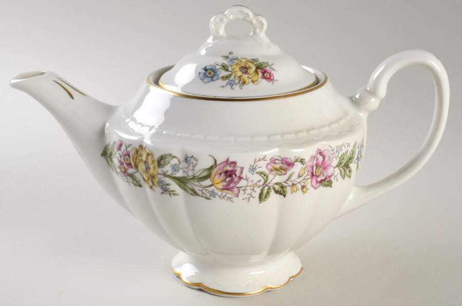 Lord Mayfair Teapot & Lid by Embassy (American)-1