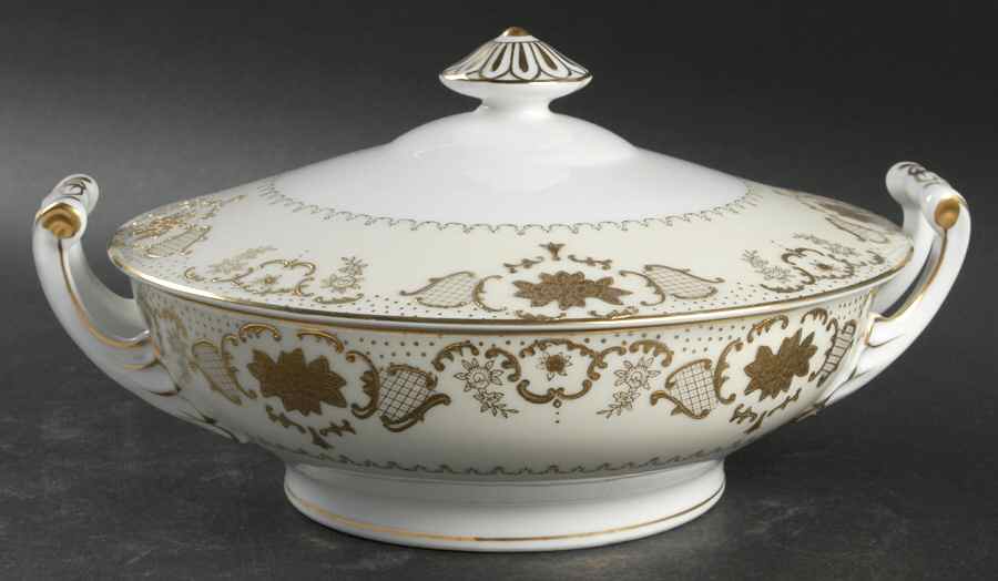 Anniversary Round Covered Vegetable by Empress (Japan)-1