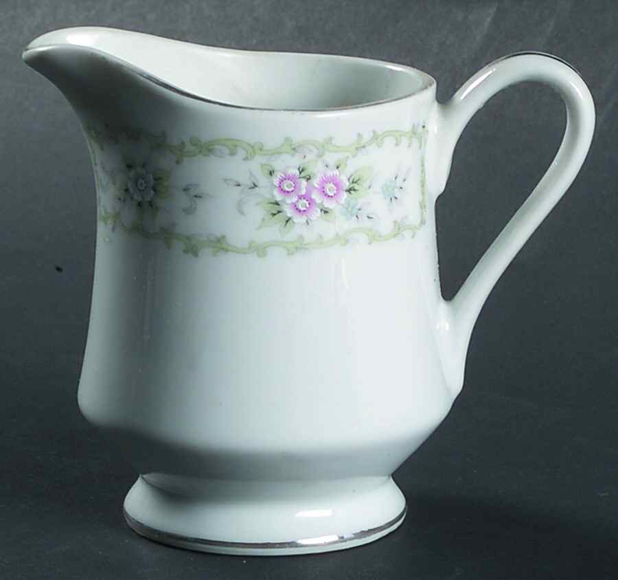 Banquet Creamer by Empress (Japan)-1